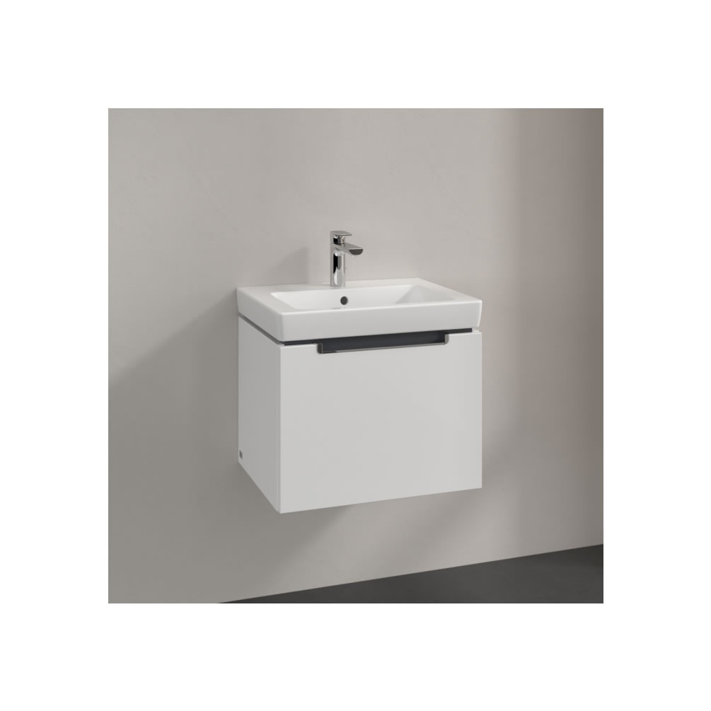 Lifestyle image of Villeroy & Boch Subway 2.0 Glossy White 550mm Wall-Hung Basin Vanity Unit
